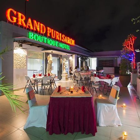 Grand Puri Saron Yogyakarta Hotell Exteriör bild