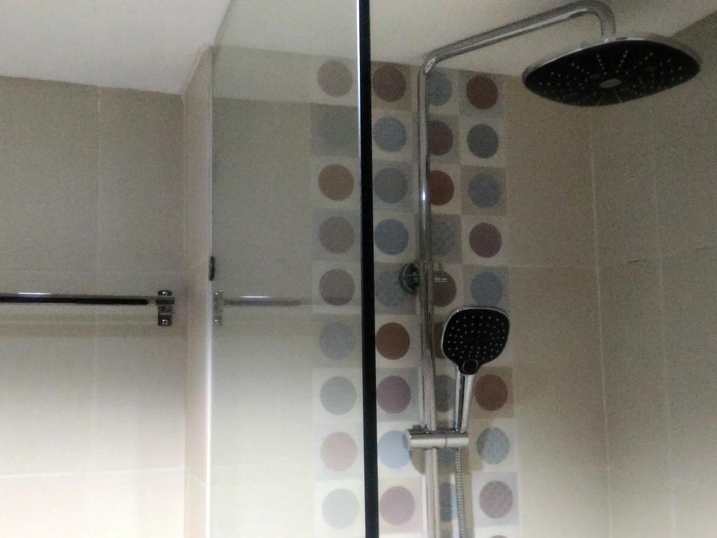 Grand Puri Saron Yogyakarta Hotell Exteriör bild